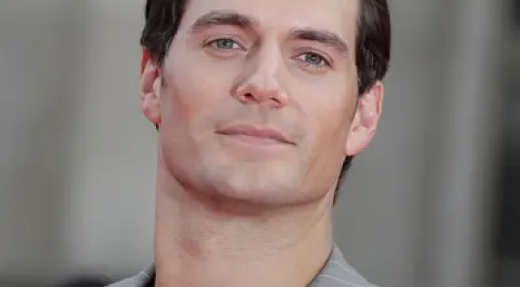 How Tall and How Muscular: The Enigma of Henry Cavill