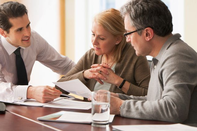 10 Factors That Affect Your Car Insurance Premium in the UAE