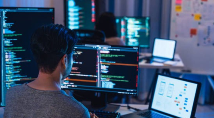 What Happens Without Software Maintenance Services in Long Beach?